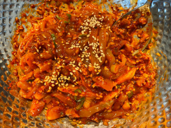 밥도둑 반찬 - 오징어젓갈무침