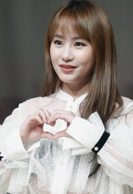 사생활유출로 논란에 휘말렸던 연예인들 TOP 7