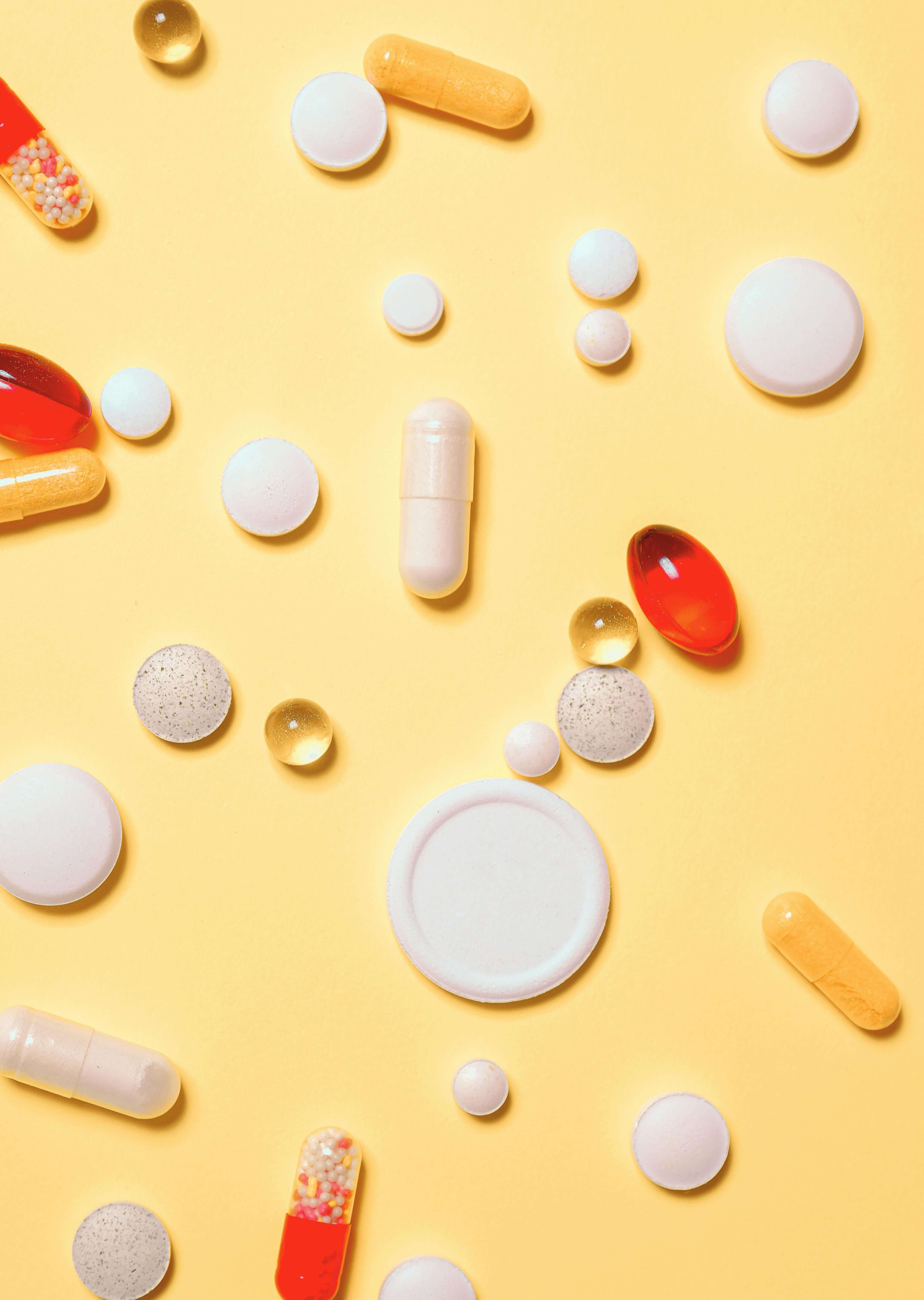 건강한 노후를 위한, 50대와 60대에 추천하는 영양제 남성 여성