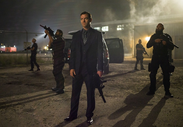 넷플릭스-더-이퀄라이저1-후기-마튼-초카스-스틸컷