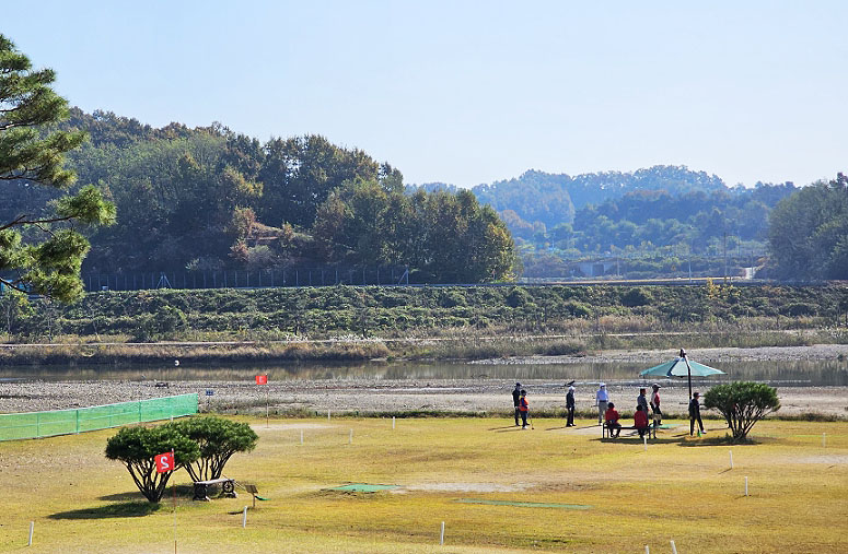 예천 한천파크골프장 (예천파크골프장) 경상북도 예천군 예천읍 왕신길 84-9