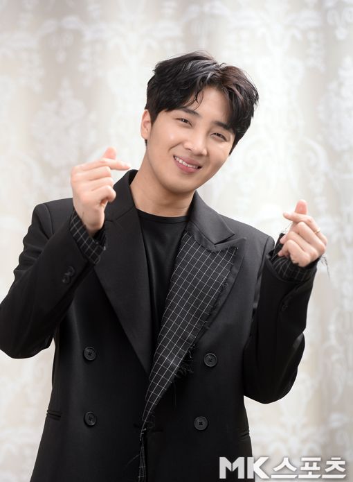 황윤성 프로필