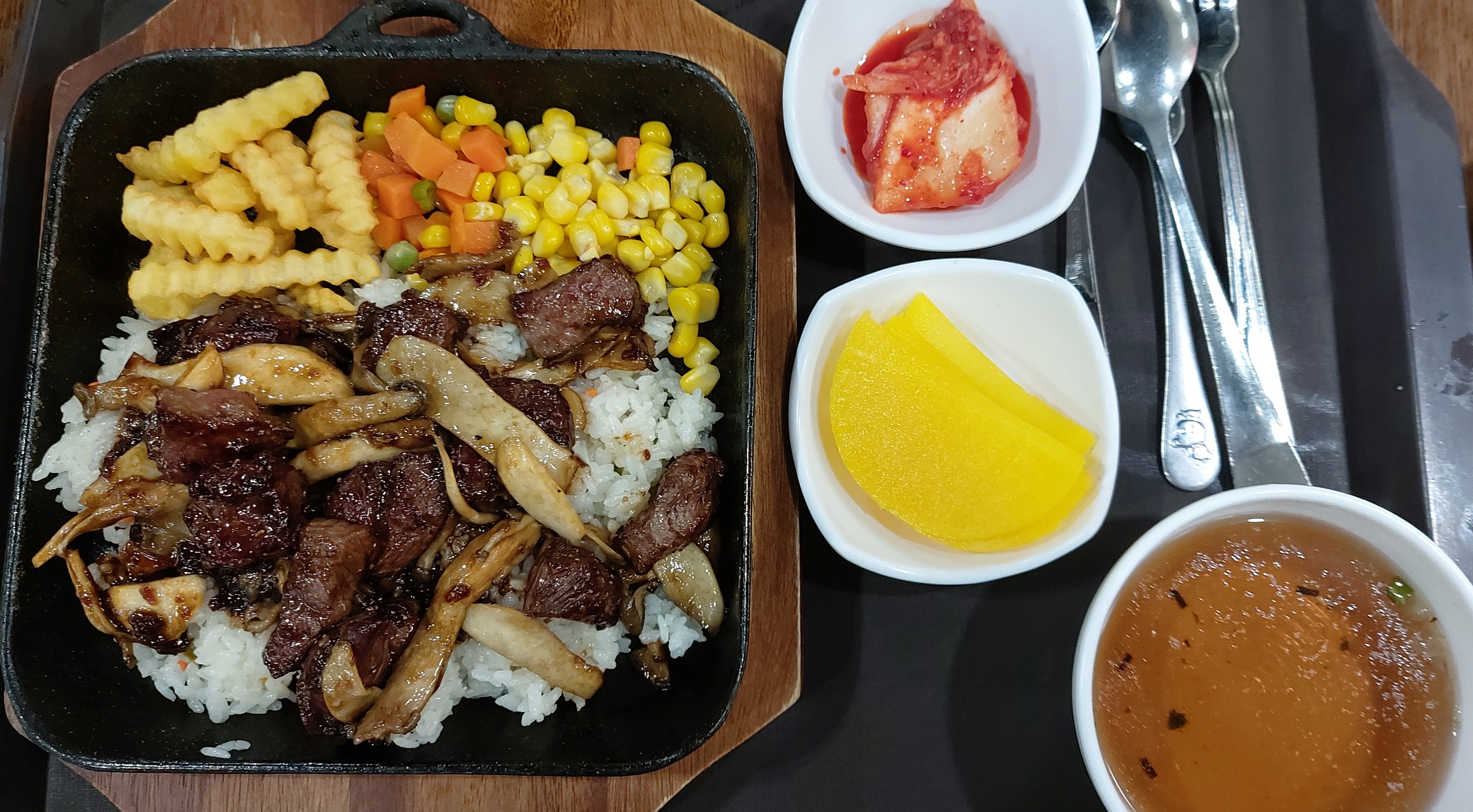 홈플러스 영통점