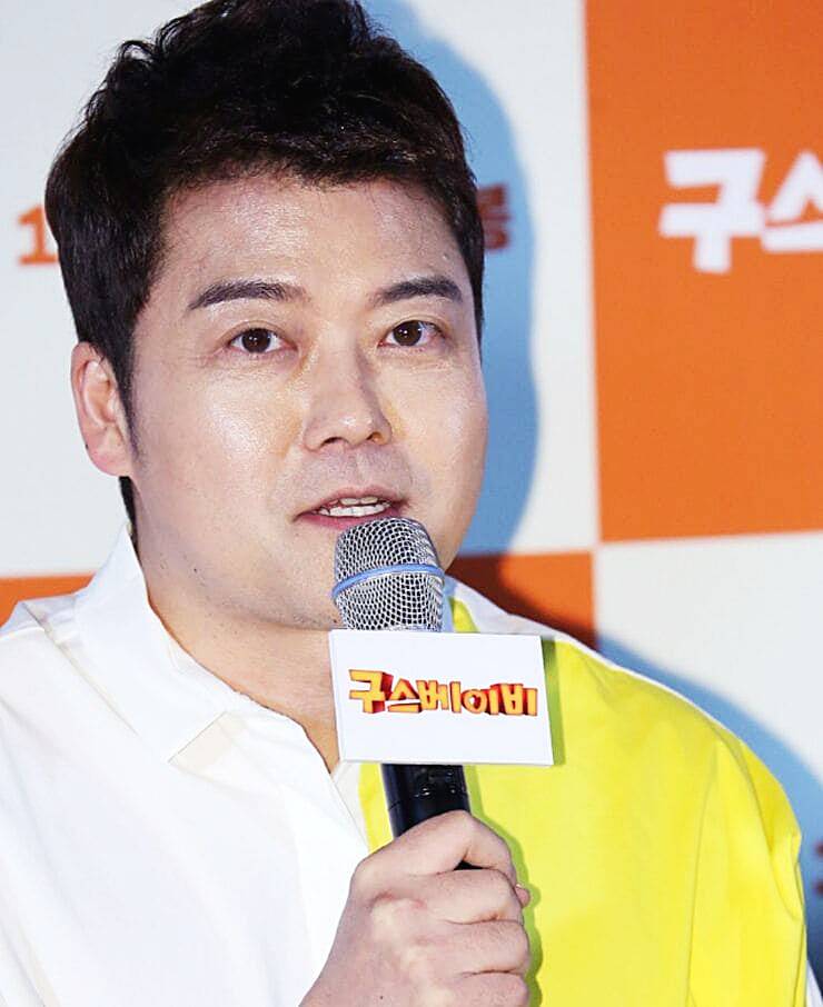 방송인-전현무