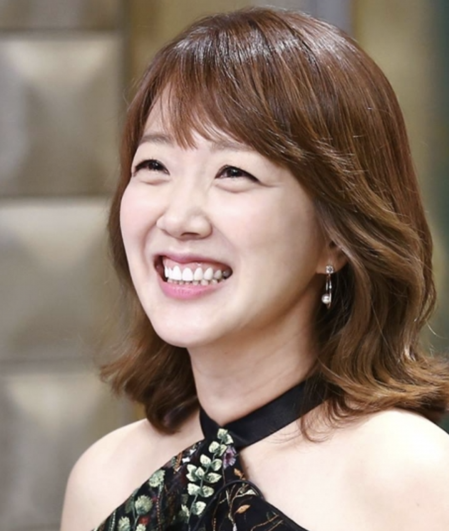 서민정 눈웃음