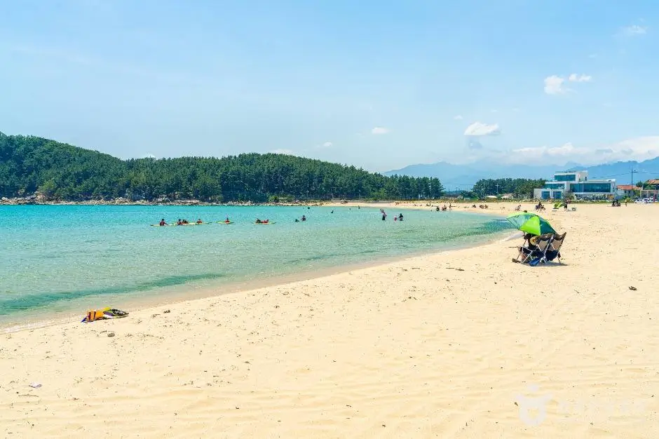 7e79e4ef-ab7e-467d-a376-8336c6789ee1