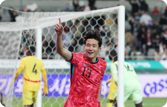 Lee Tae-seok, son of Lee Eul-yong, scores his first A-match goal [Photo=Yonhap News]