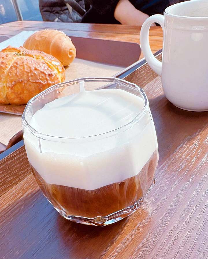 도심 속 한옥 베이커리 디저트 까페 눈 맞춤 금지! 보는 순간 못 먹는 빵 천연 발효종 메론빵 거북이빵 인천 원당동 맛집 추천 생방송투데이 빵 플레이스