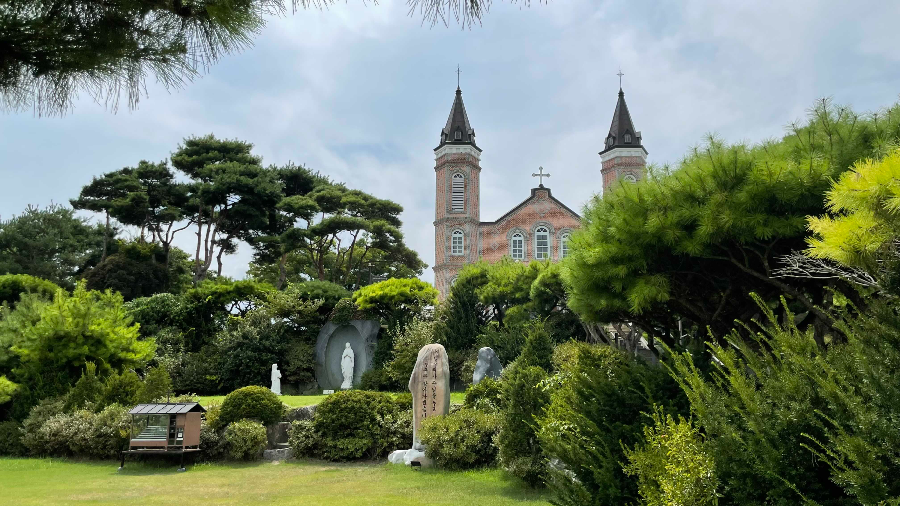합덕성당 전경
