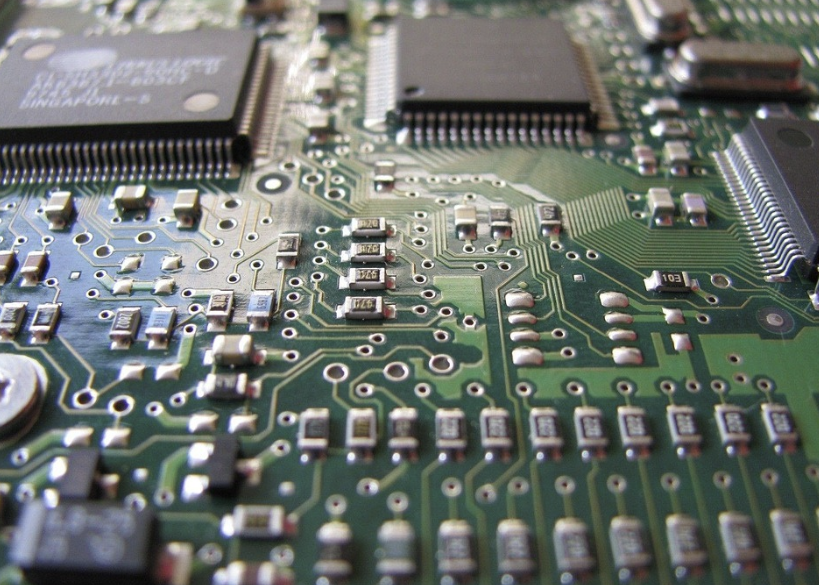 GFS 기업의 핵심 산업인 반도체 산업 이미지