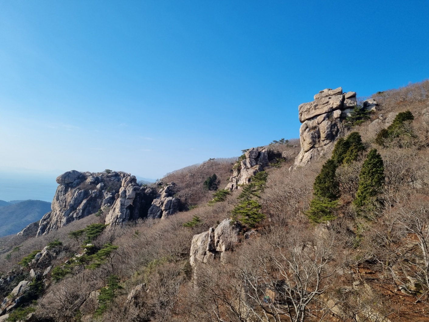 보리암뒤금산.jpg 보리암뒤금산