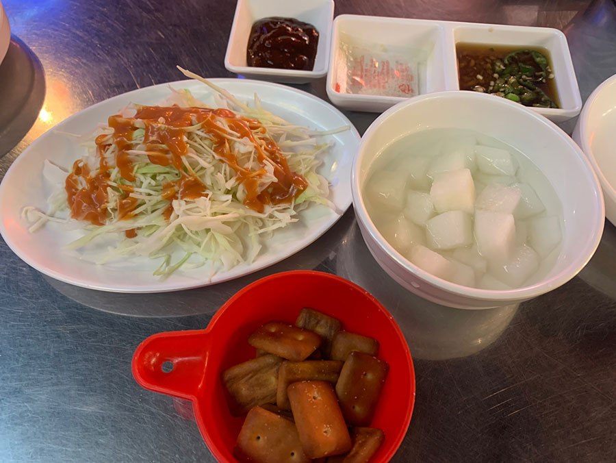 영도통닭-기본반찬