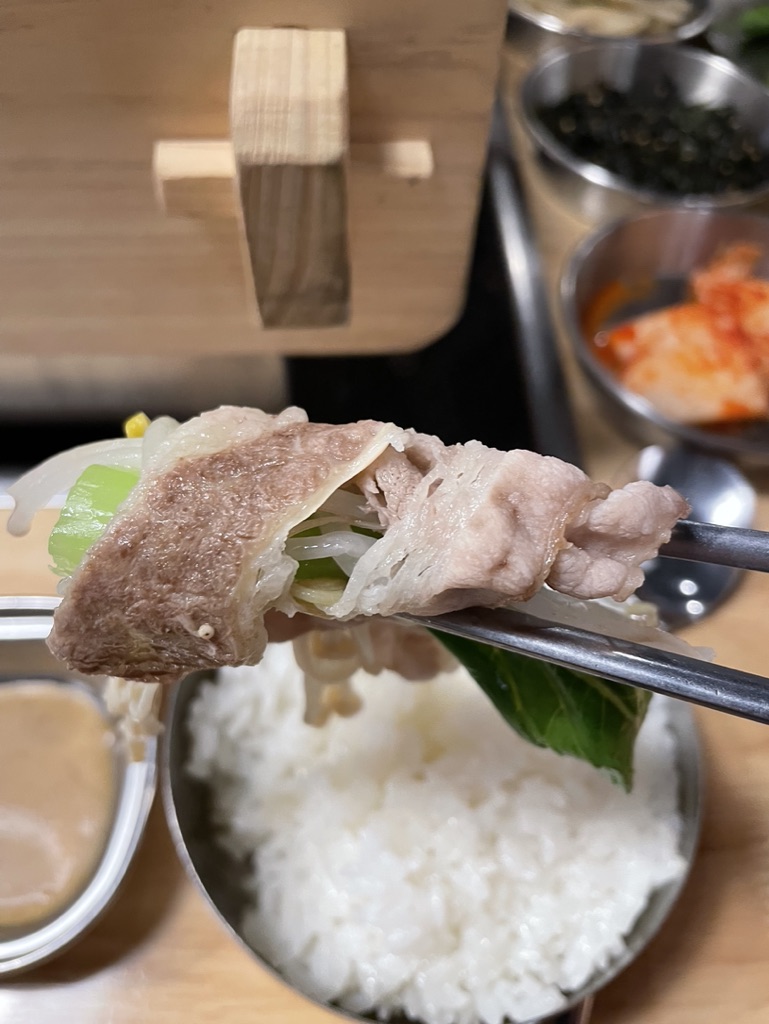 육분삼십 방이편백 한젓가락