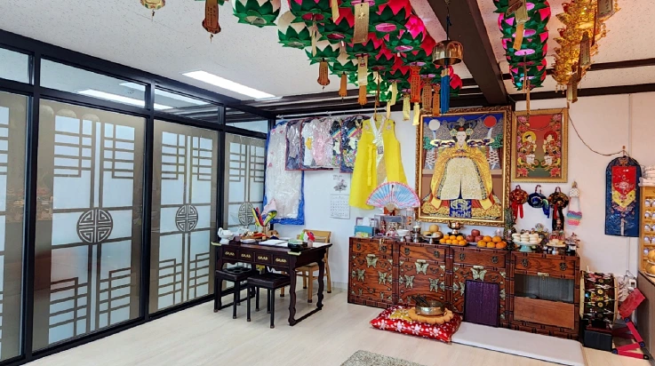 용인 천하명신당 내부