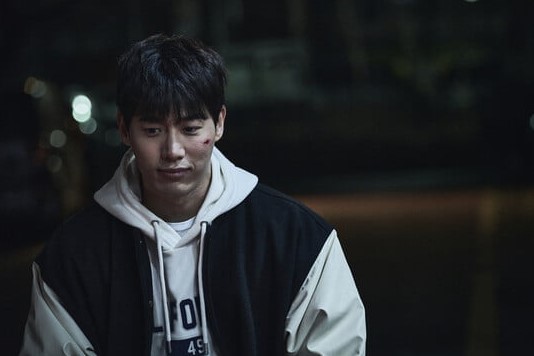 영화 화사한 그녀 출연진