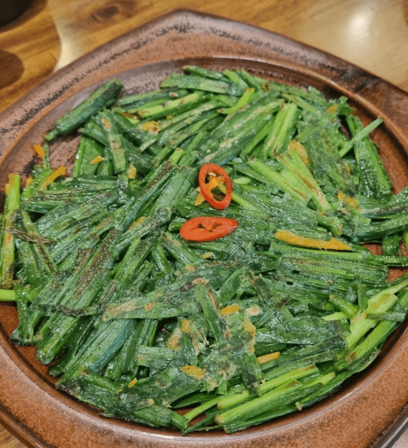 식객-허영만의-백반기행-신촌-밥상-연잎-정식-맛집-부추전