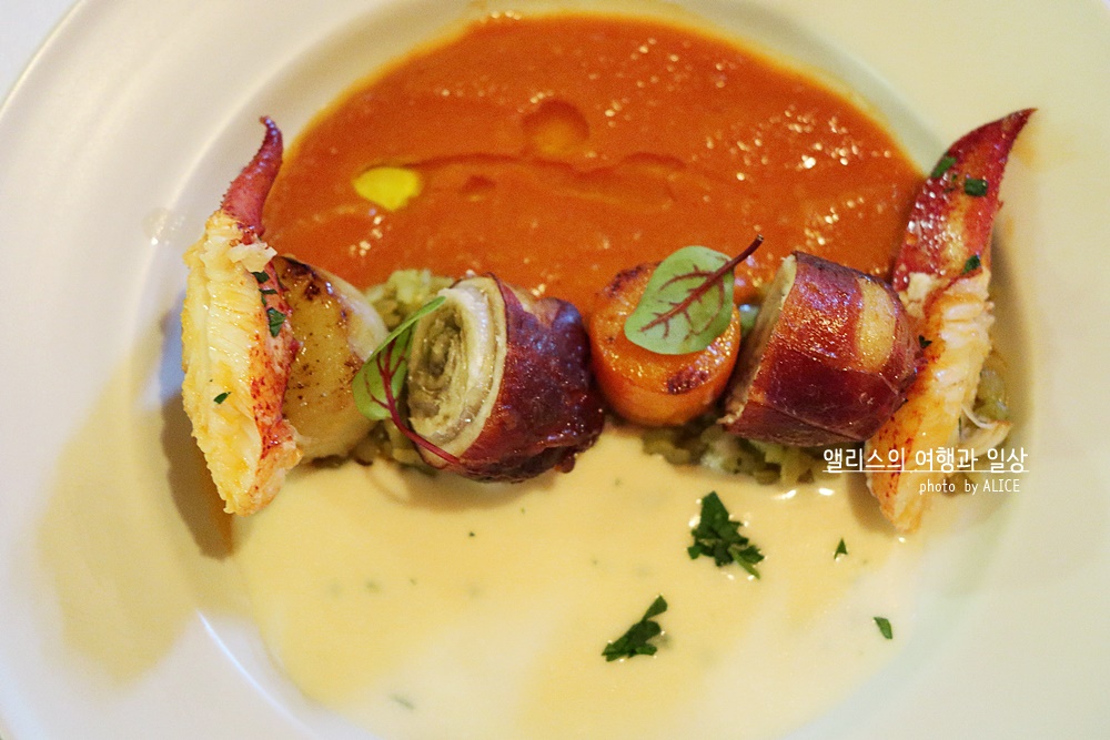 제주 전통 5성급 호텔 씨에스 다이닝 레스토랑 크리스마스 특별한 코스메뉴