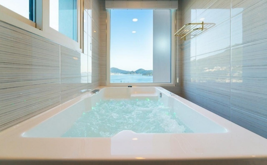 거제 림바발리스 펜션 401호 스파