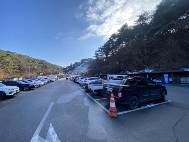 드리니 매표소 주차장