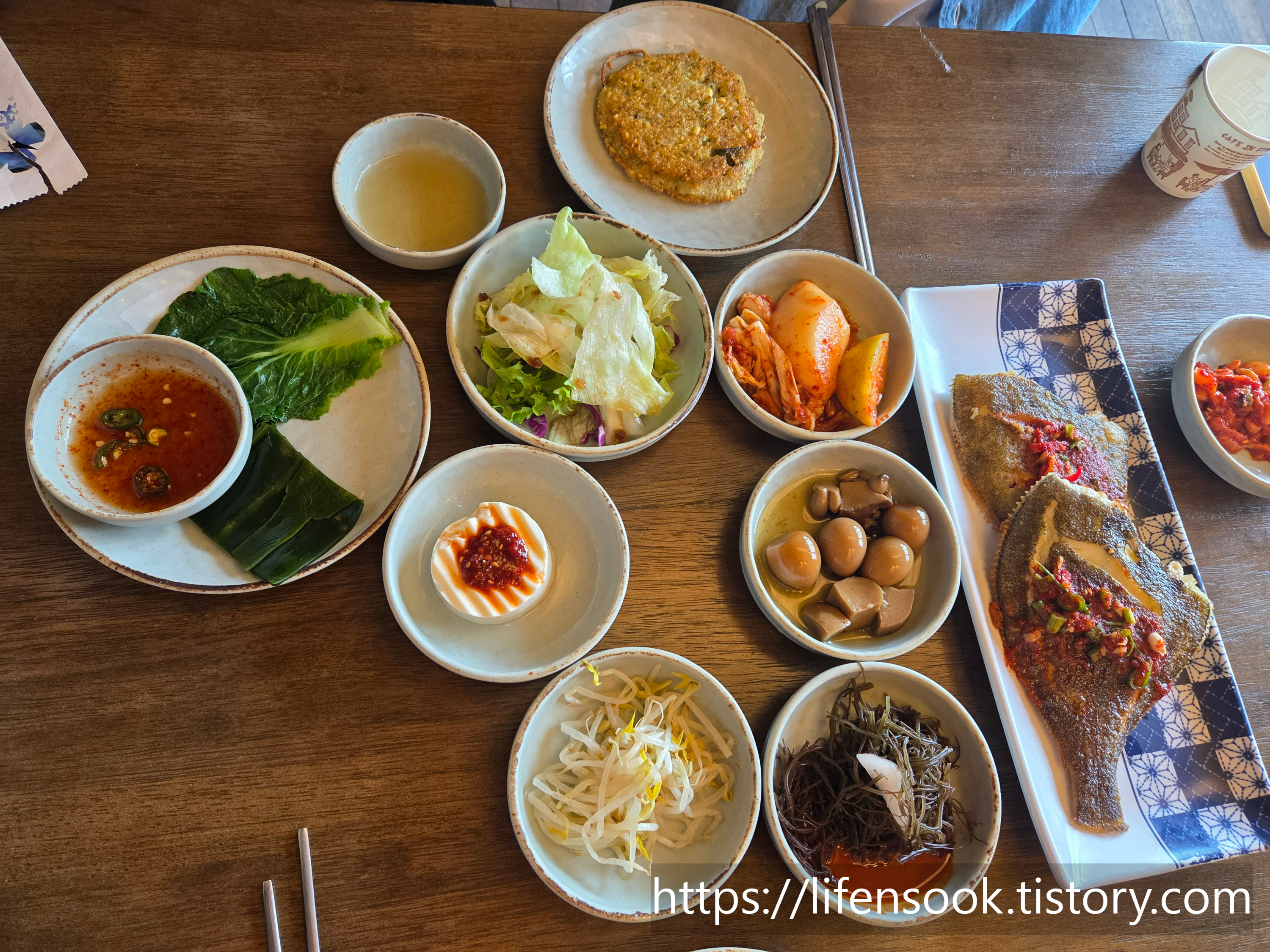 국보미역본점 기본 상차림
