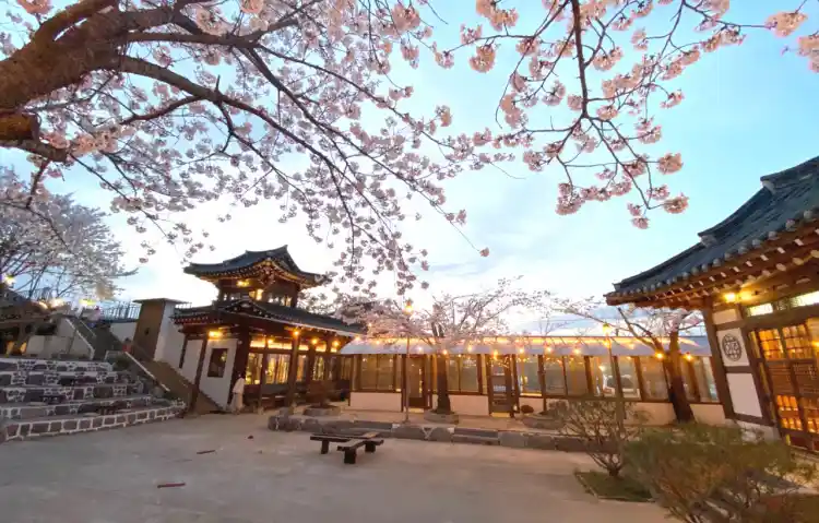 카페 인주 가게 전경