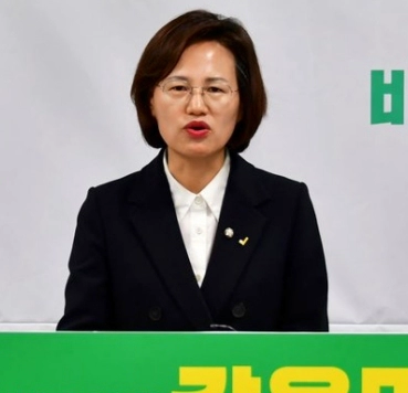 강은미 국회의원 프로필 나이 고향 학력 재산