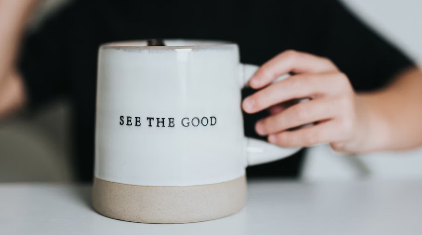 7. 기분이 좋지 않아도 힘내기