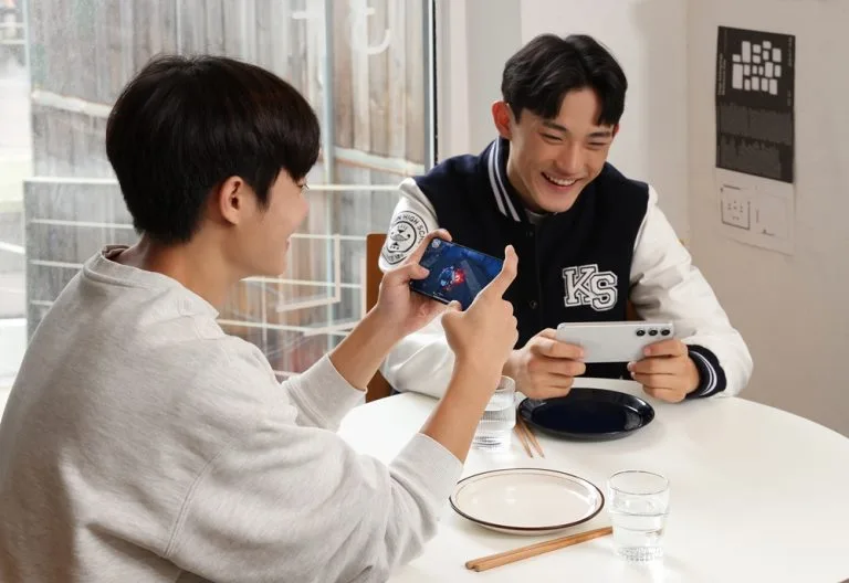 삼성전자 학생 추천 스마트폰 갤럭시 S24 FE 신제품 소개 출시일 기능 배터리 AI 디자인 색상 가격 구매 혜택