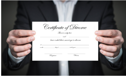 필요한 역량과 자격증을 알면 커리어 전략이 선명해진다