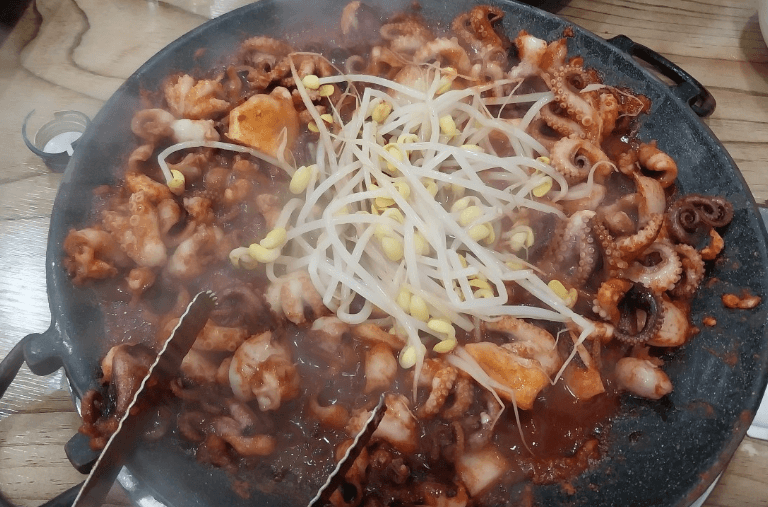 생방송오늘저녁 쭈꾸미볶음(주꾸미볶음) 동대문 용두동