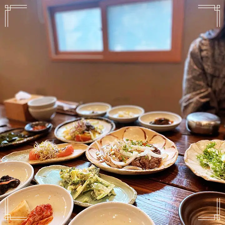 진심 가득 건강 담은 맛 청양 맛집 추천 생방송투데이 구기자고추떡갈비 구기자솥밥 버섯전골 표고버섯탕수 쓰리고 알프스마을 출렁다리 여행 추천 코스 오늘방송 보고 먹고 즐기고 3GO