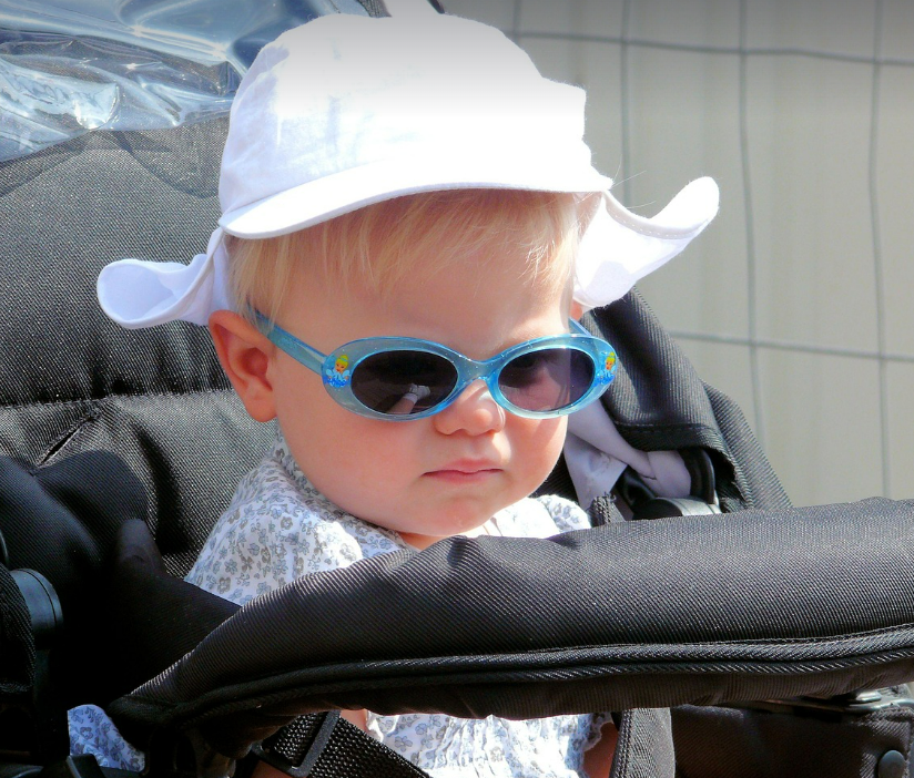 유모차 안전기준 가이드 (5점벨트, 유해물질, 인증마크) 관련 사진