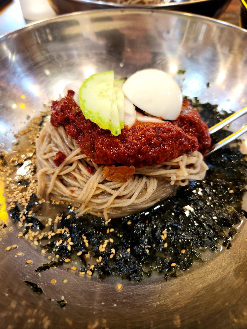 노원 막국수 맛집 &lsquo;봉편 메밀촌&rsquo; - 심플한 메뉴, 푸짐한 막국수