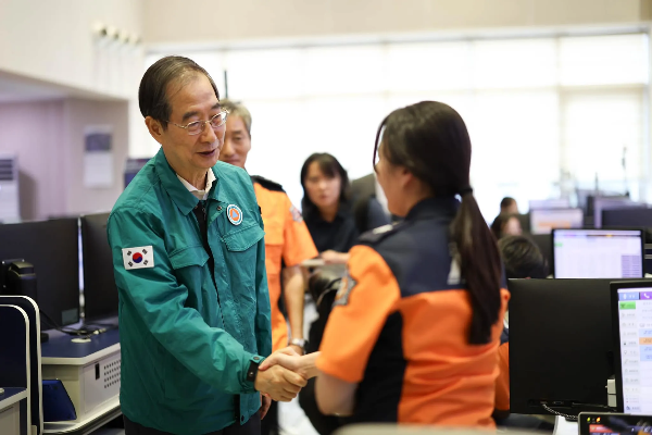 한덕수, 위기를 기회로 바꾸다