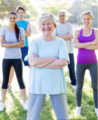 다양한 나이대가 운동하는 모습