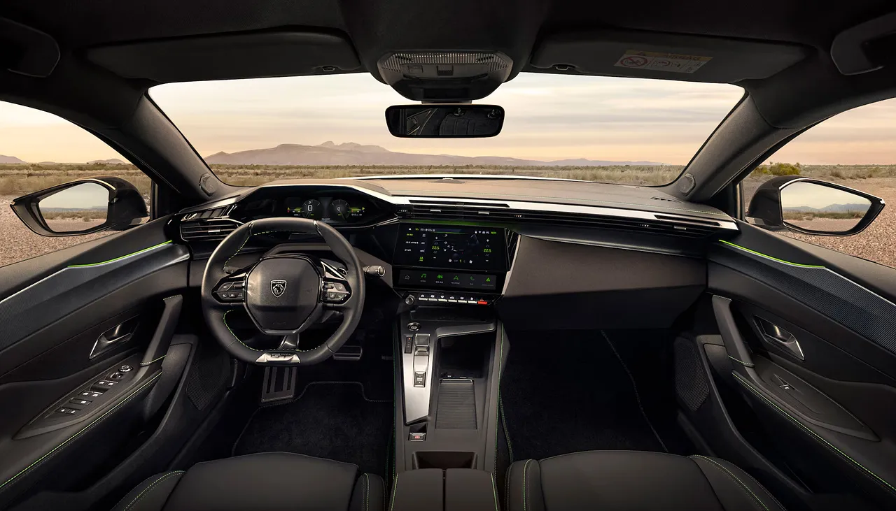 푸조 408 차량 정보 이미지