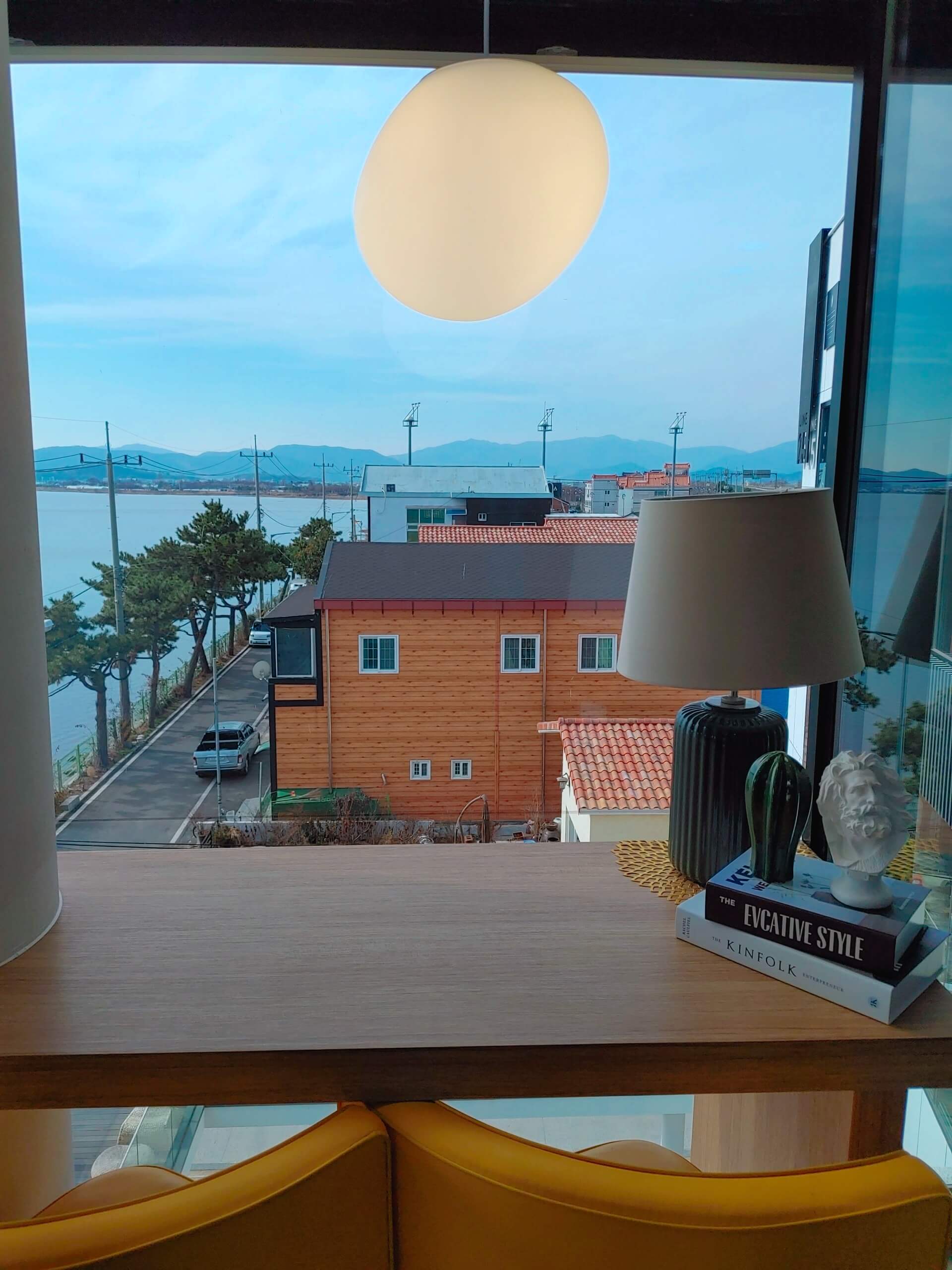 김해_강변뷰카페_라인25_4층