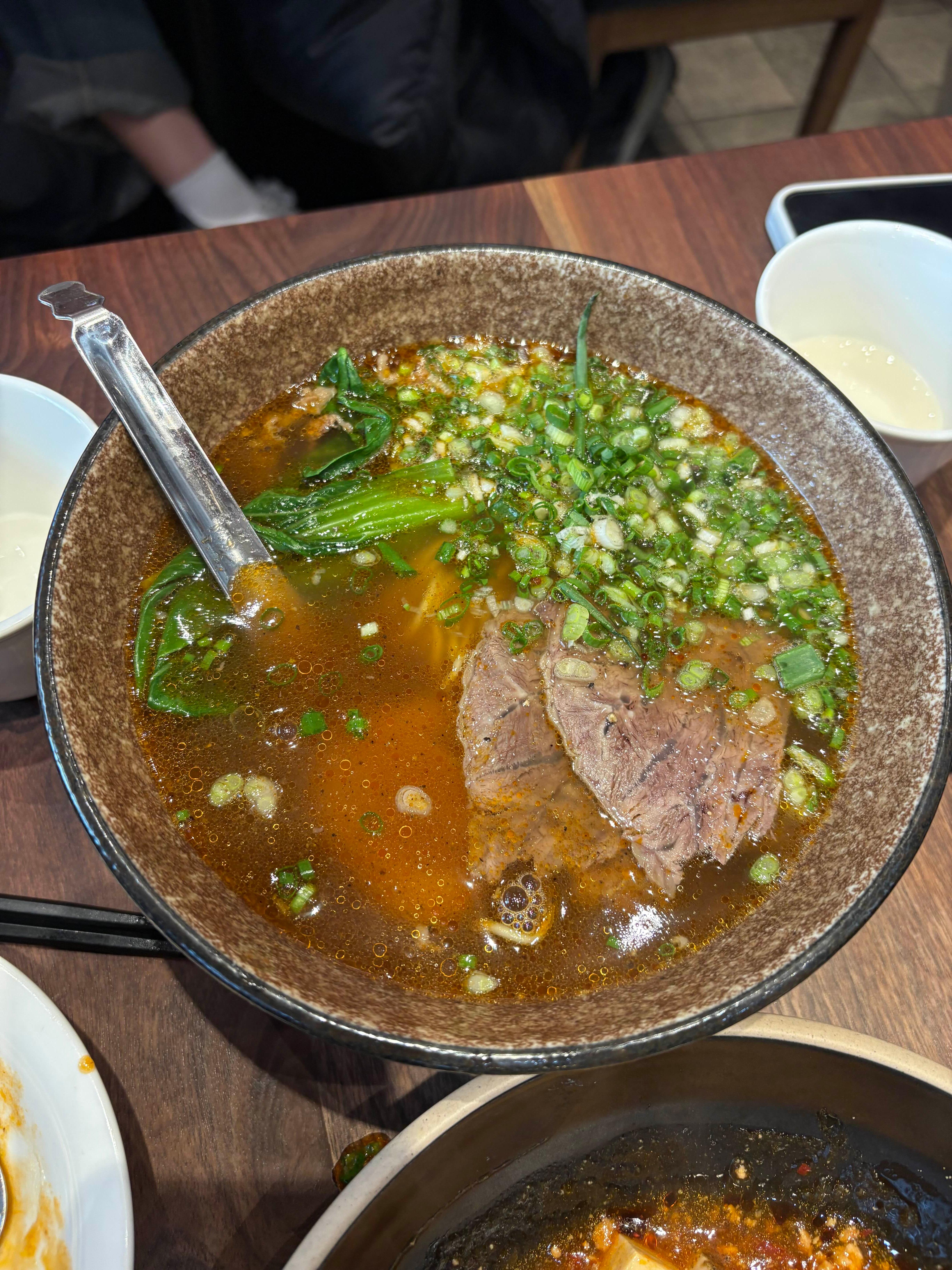 바오하우스 우육미엔