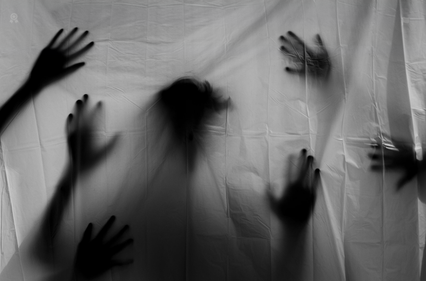 공포스러운 그림자