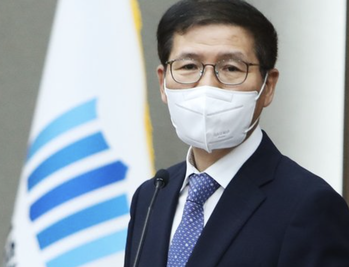 신성식 검사