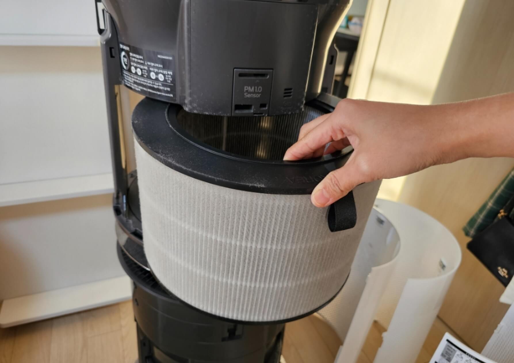 LG 퓨리케어 공기청정기 필터 분리