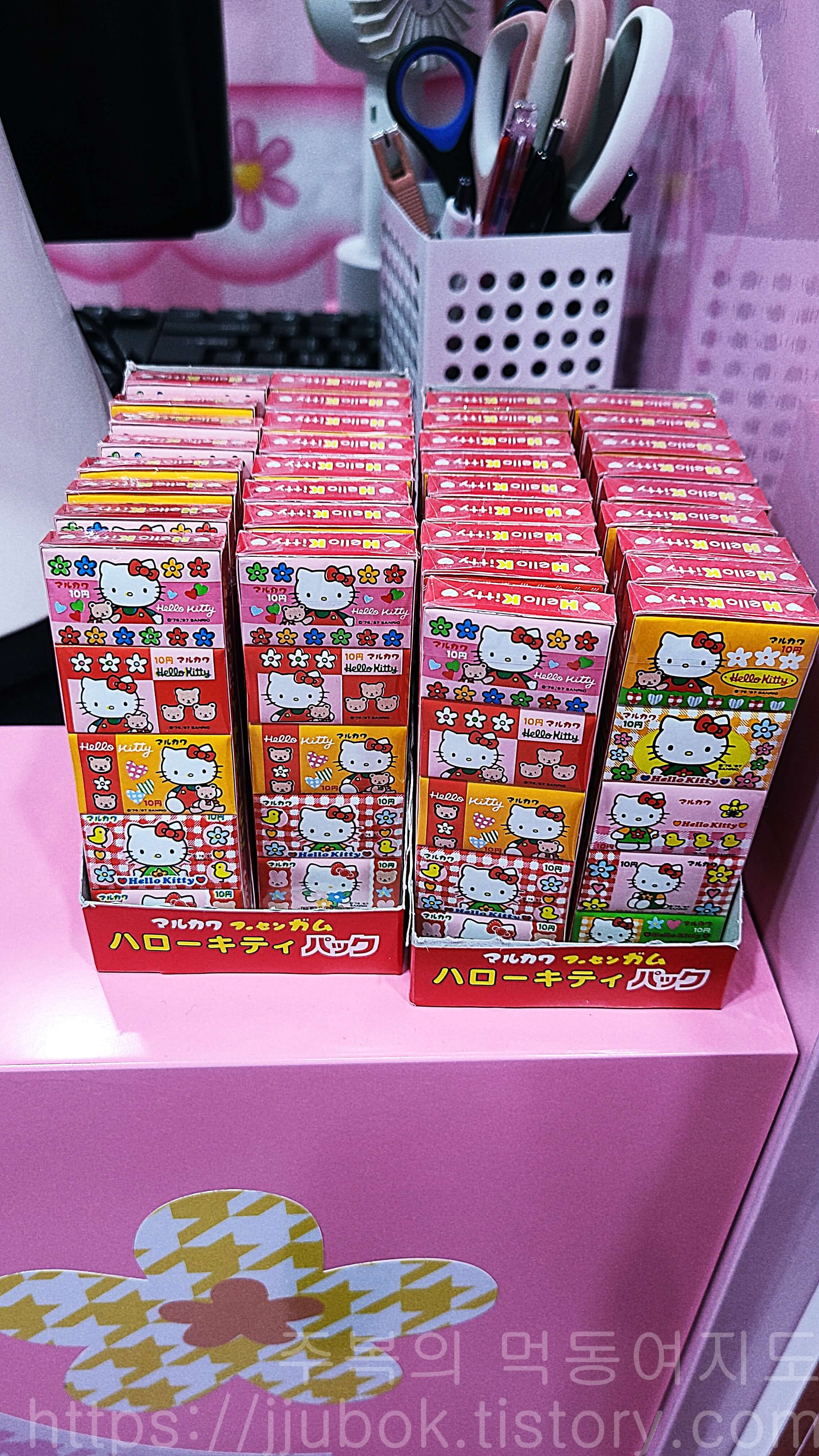 헬로키티-문방구-팝업스토어-굿즈샵-판매-상품-11