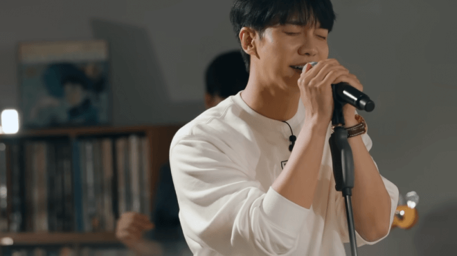 이승기 노래부르는 모습