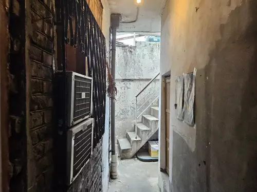 2층 올라가는 계단