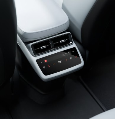 쿠페형 전기 SUV '폴스타4' 제원 디자인