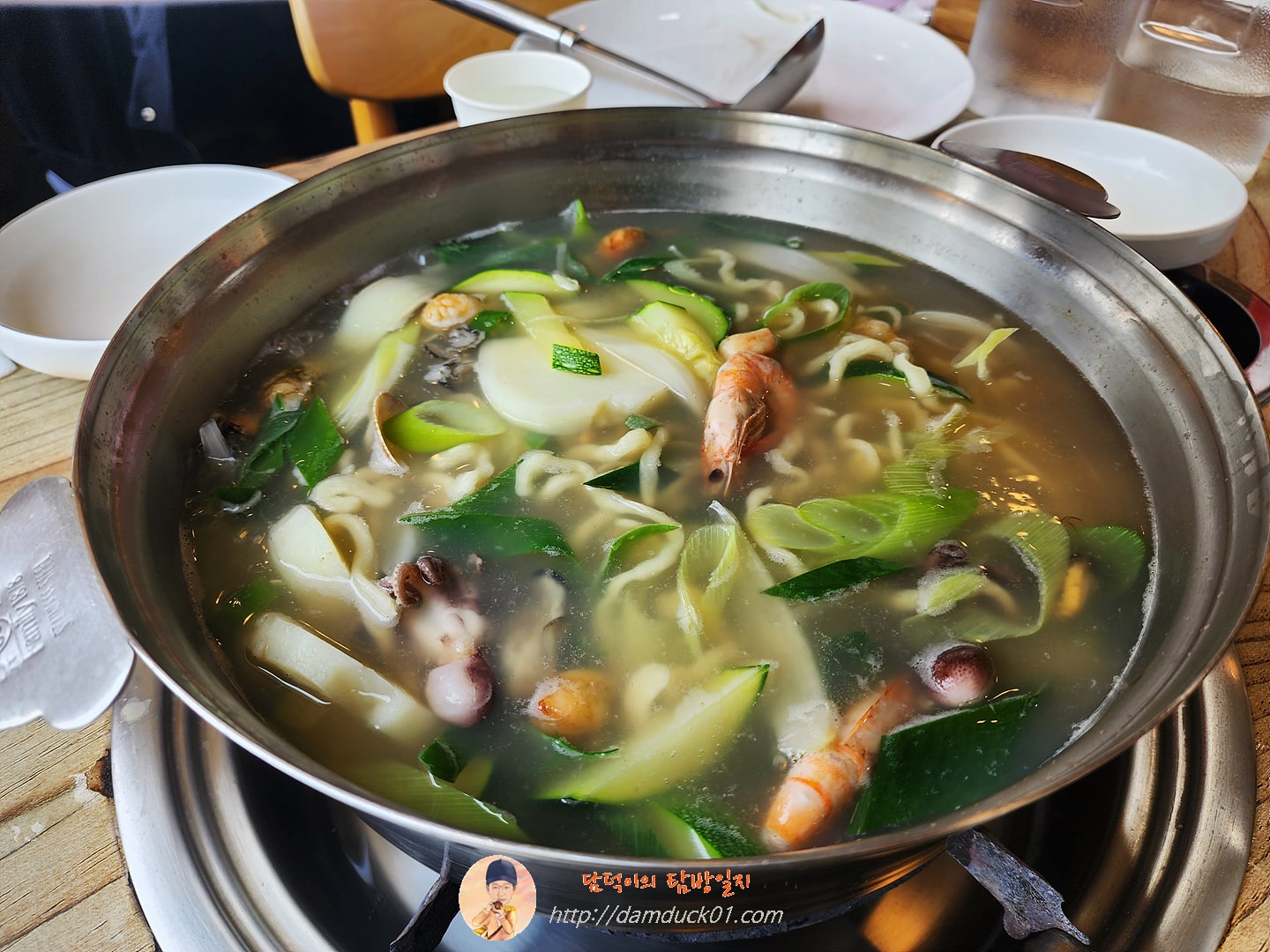 해물칼국수