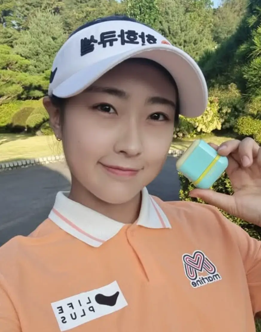 김민주