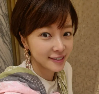 황정음 프로필