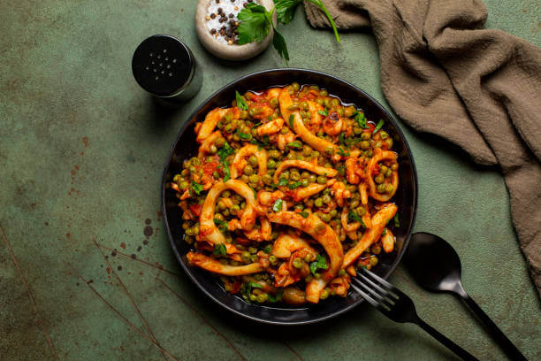 완두콩 효능&amp;#44; 완두콩 삶기&amp;#44; 보관법. 완두콩은 영양 가득한 식물로&amp;#44; 다양한 효능과 장점을 가지고 있습니다. 식물성 단백질 공급원으로서 채식주의자나 비건 식단을 선호하는 사람들에게도 이상적인 선택입니다. 이런 다양한 효능과 영양소 함량으로 인해 완두콩은 건강한 식단에 포함되어야 할 중요한 식품 중 하나입니다.