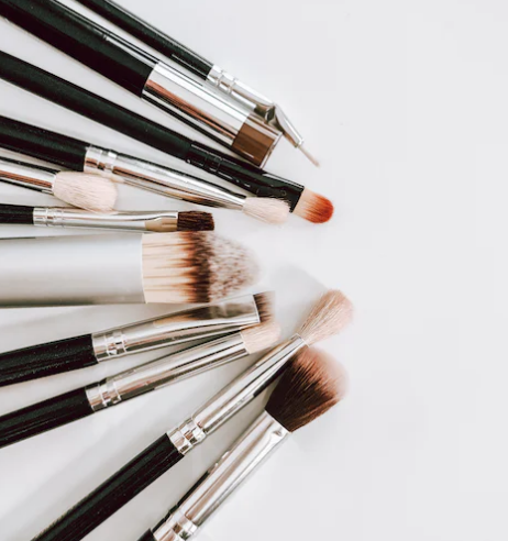 메이크업 아티스트에 대하여 알아보기